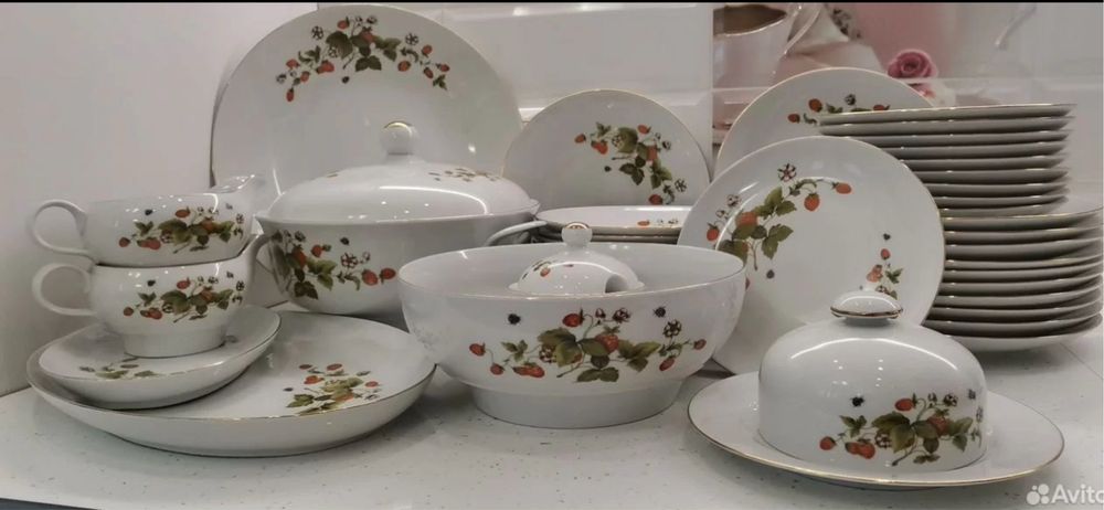 столовый сервис ГДР jlmenau Лесная земляника