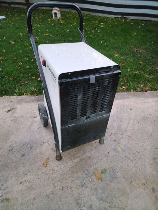Dezumidificator profesional TROTEC TTK 165 ECO de inchiriat
