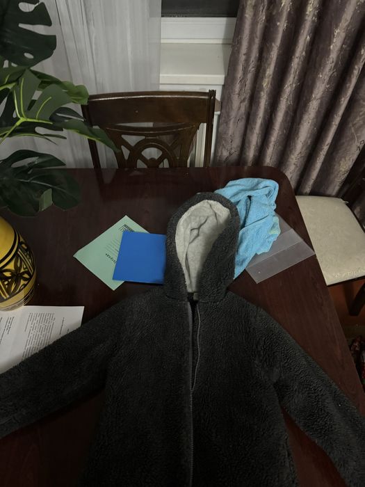 Тедди шубки 2шт, почти новые на осень