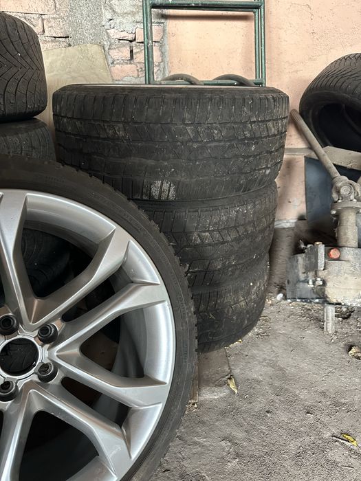Продавам 4бр. Зимни гуми Continental 255/35/20