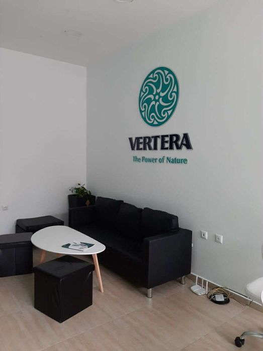 Черен кожен диван