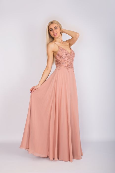 Розови официални рокли