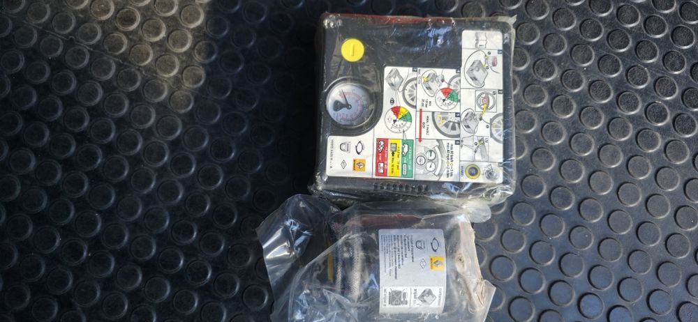 Compresor original renault/dacia+kit de pana original Nou!