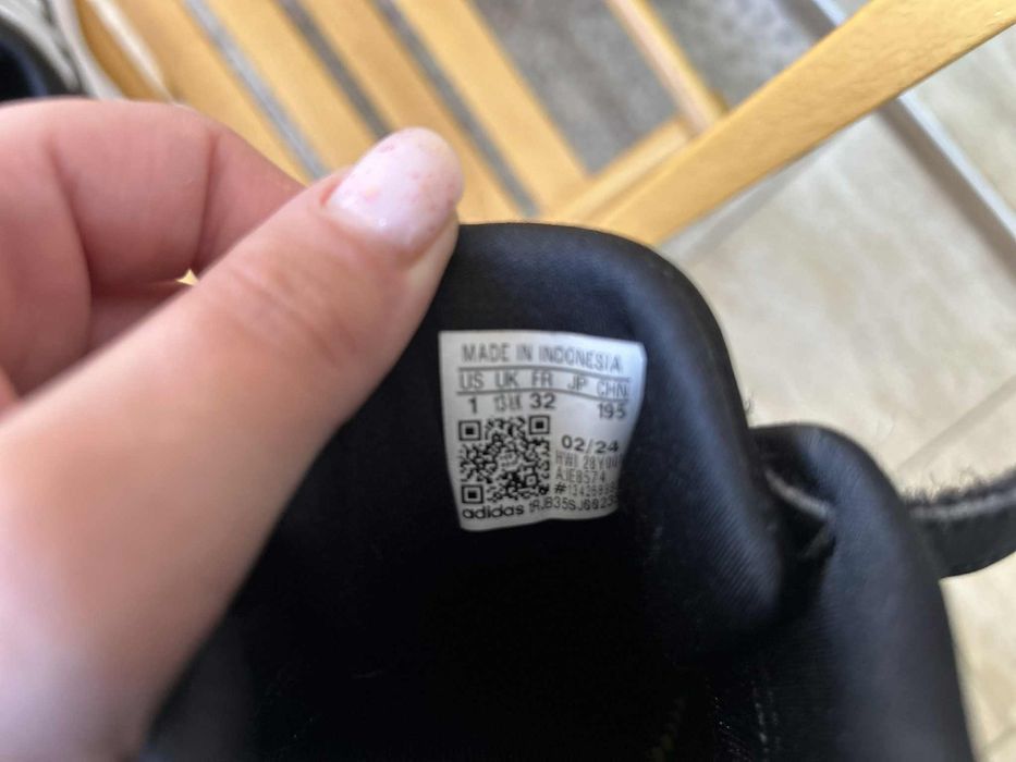 Детски маратонки Adidas номер 32
