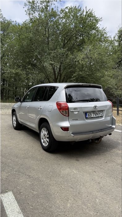 Toyota rav4   4x4 !!!