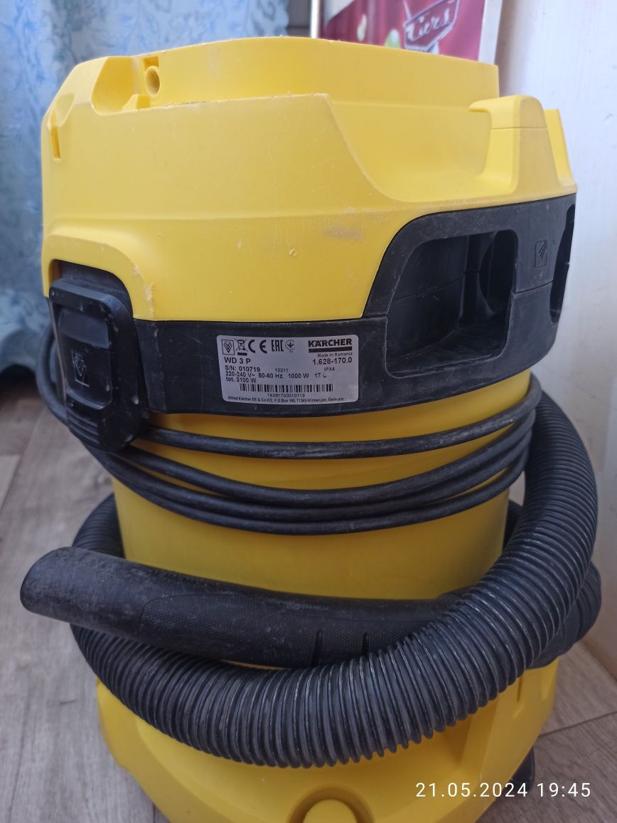 Строительный пылесос karcher wd 3 P