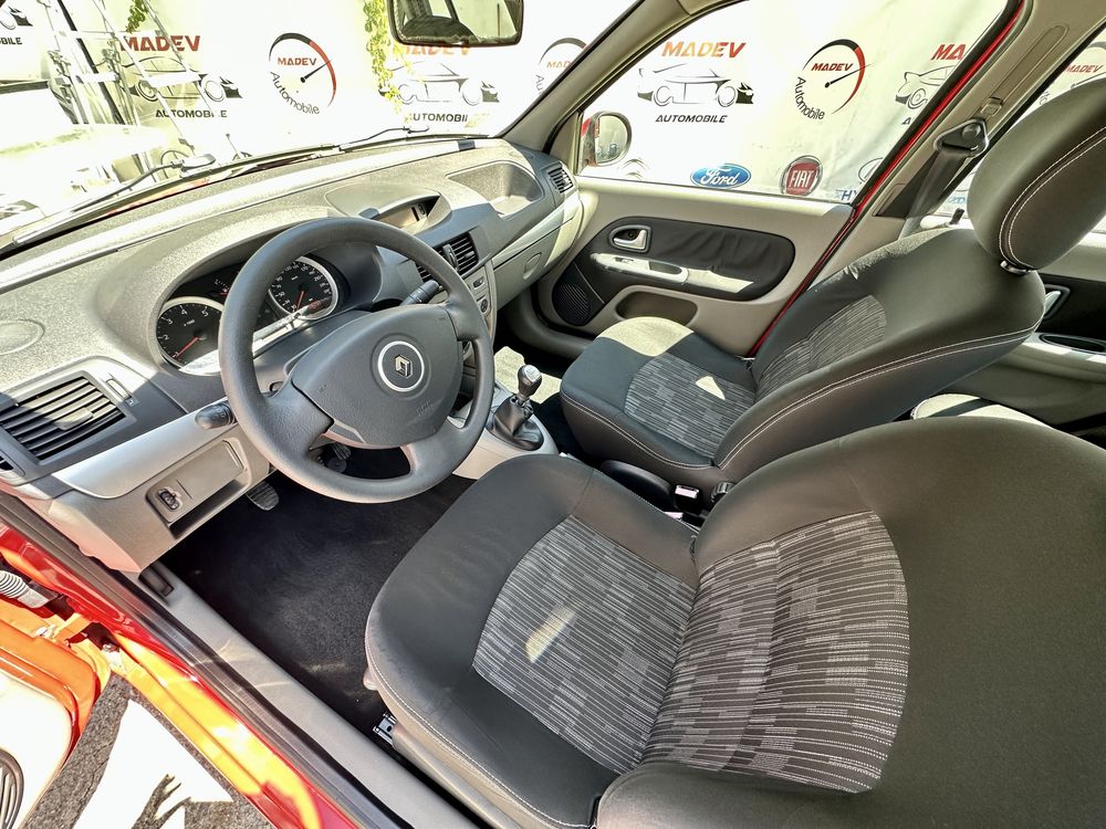 Clio Symbol ATENTIE 69.000 km Reali