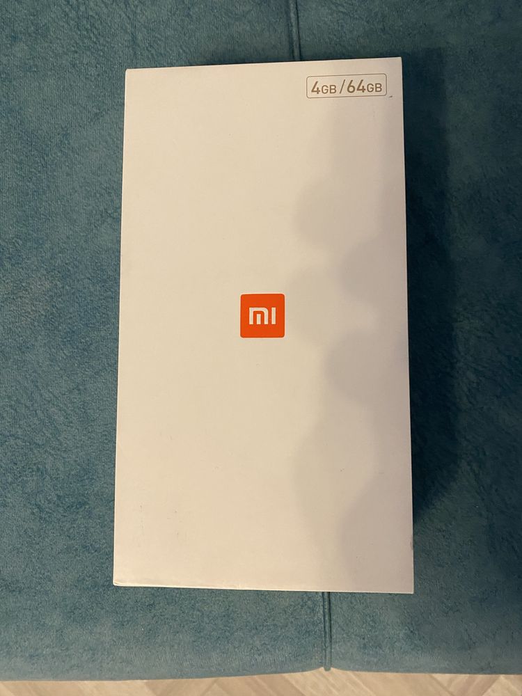 Смартфон Xiaomi mi max 2