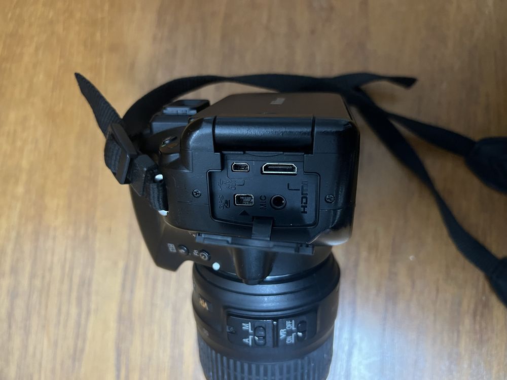 Nikon D5100 18-55mm комплект
