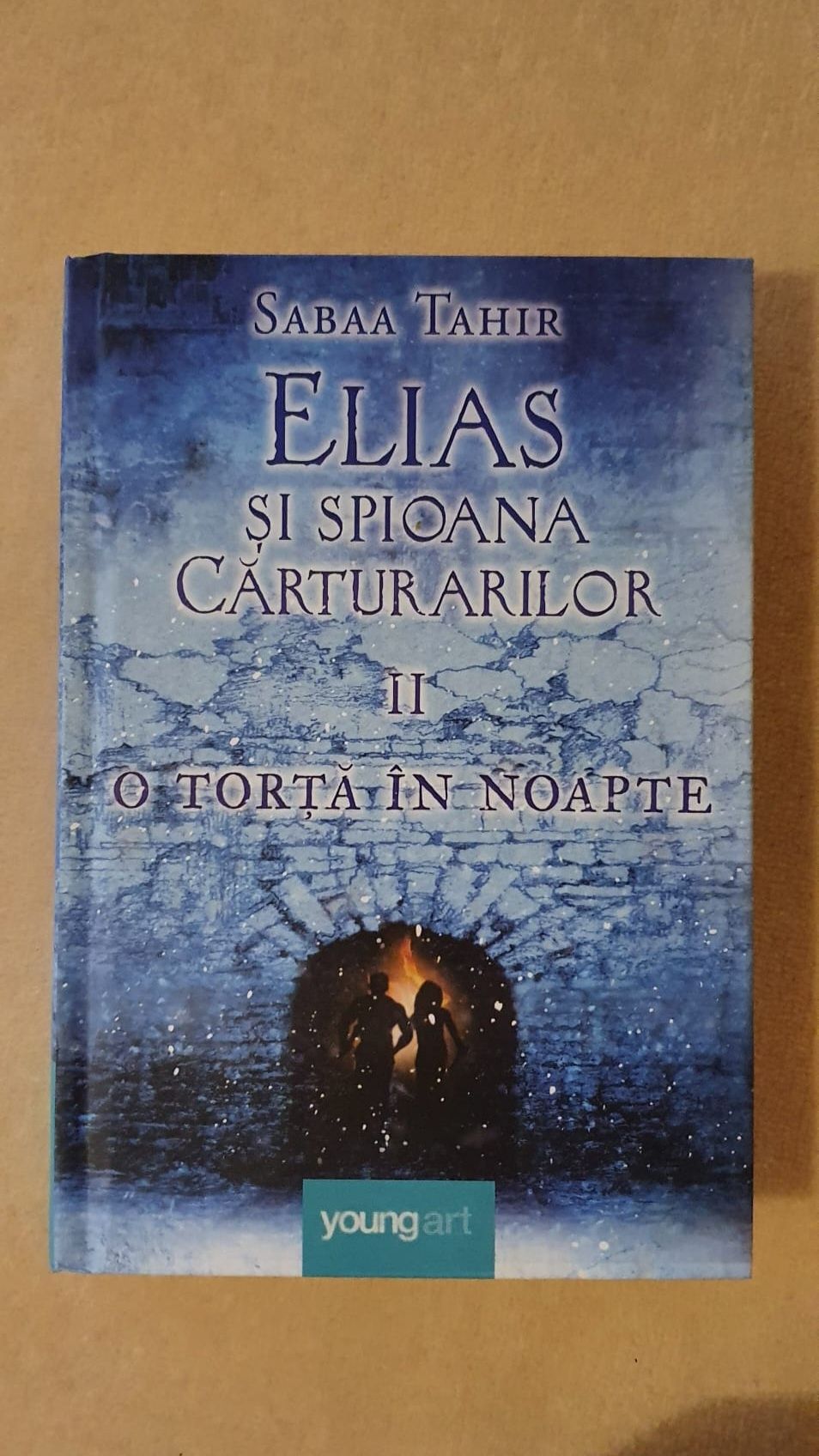 Serie două volume Elias si spioana cărturarilor