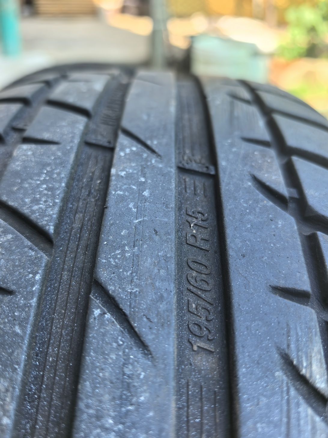 Летни гуми 195/60 r15 DOT 23