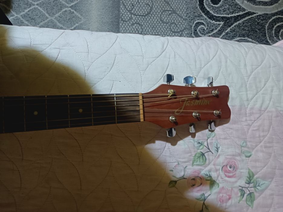 Акустическая гитара Jasmine by Takamine