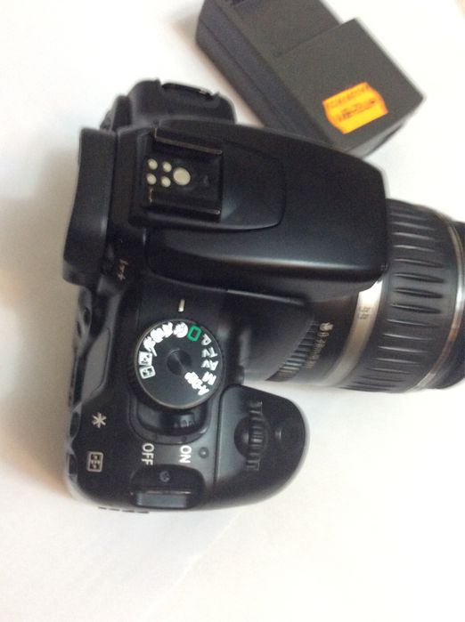 Canon EOS 400 D obiectiv 18:55