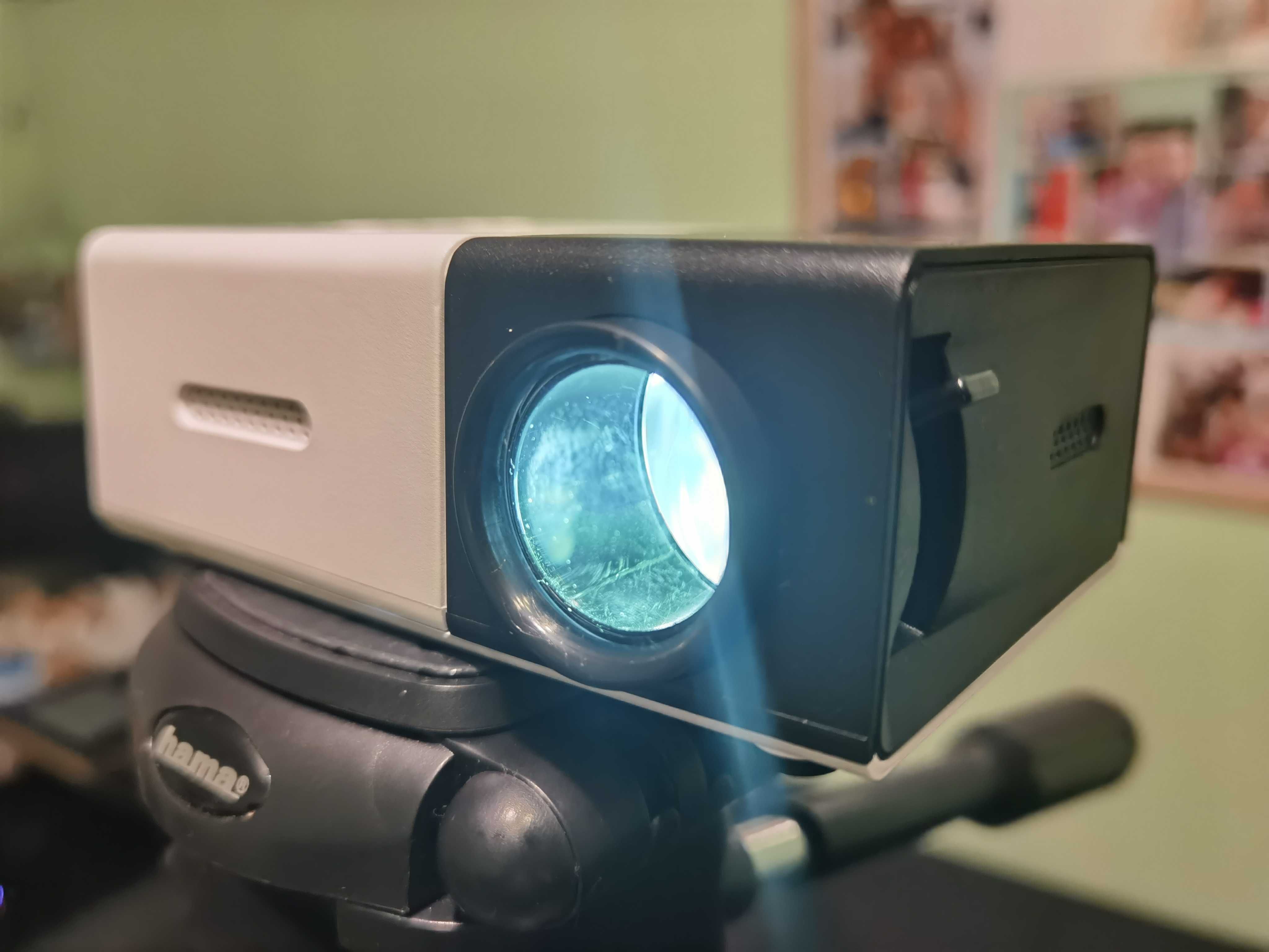 LED Проектор / Projector YG300 Mini 1080p