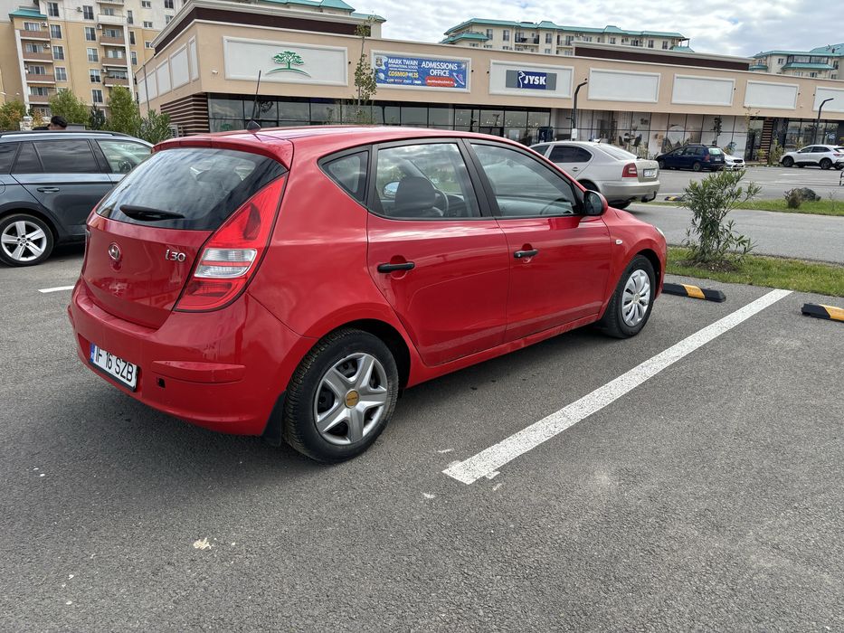 Hyundai i30 2009 1,4 Benzina