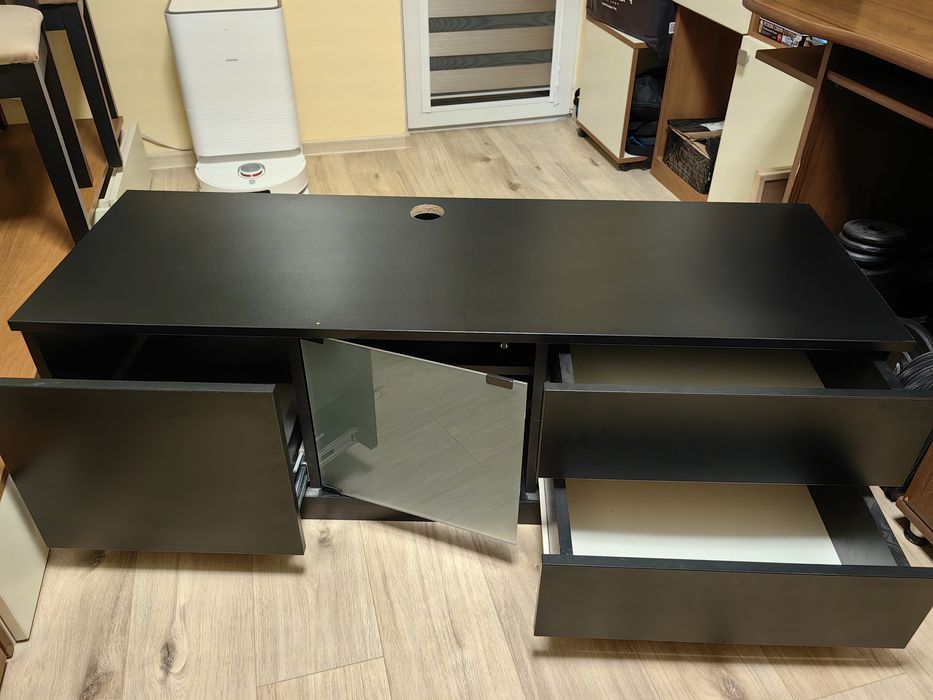 Тв шкаф употребяван