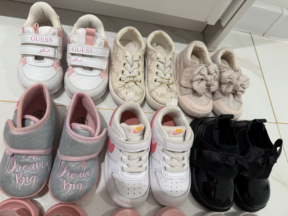 Обувки за момиче Moschino, Guess, Michael kors, Nike и други 22 номер