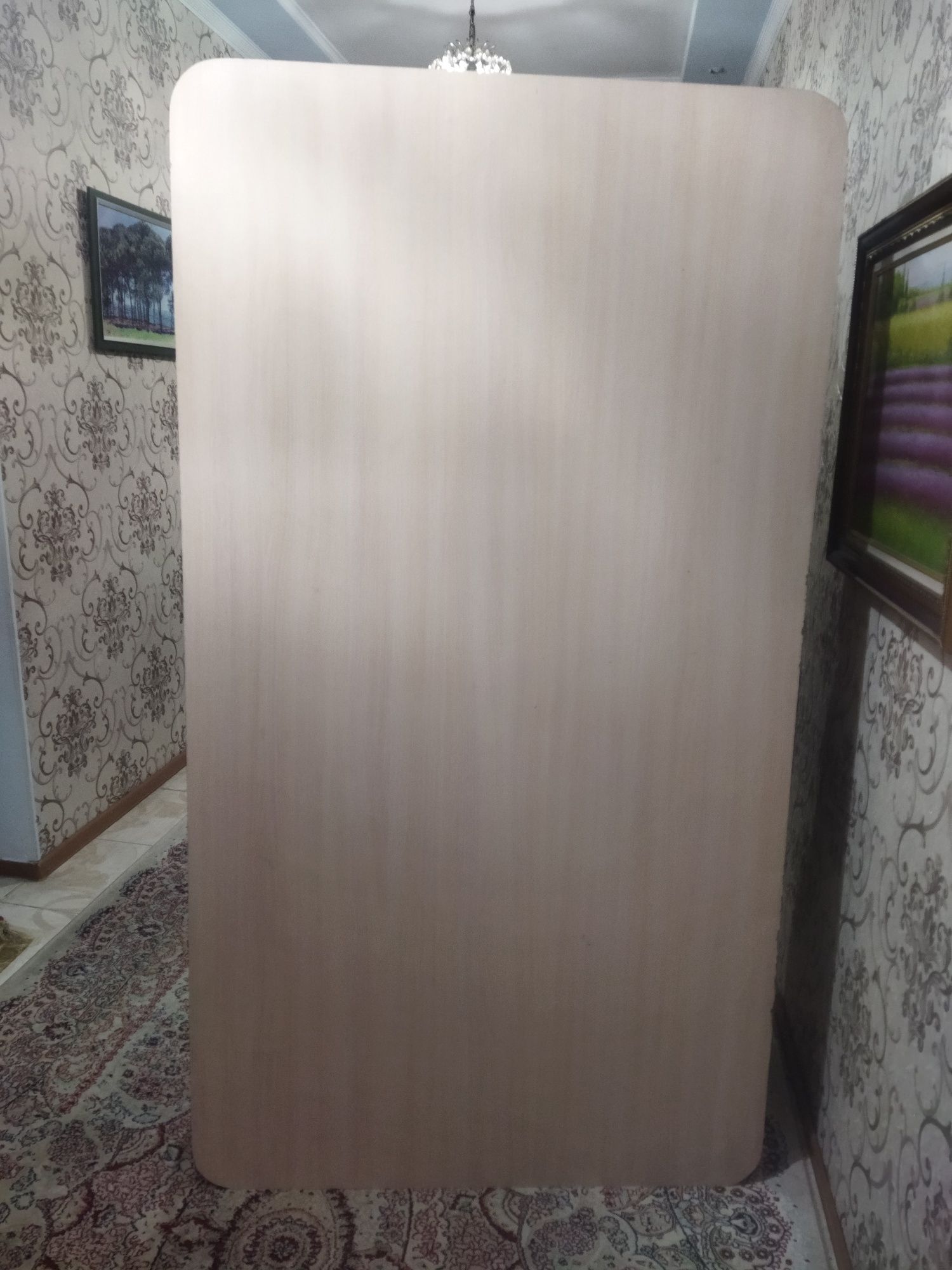 Стол со съемными ножками