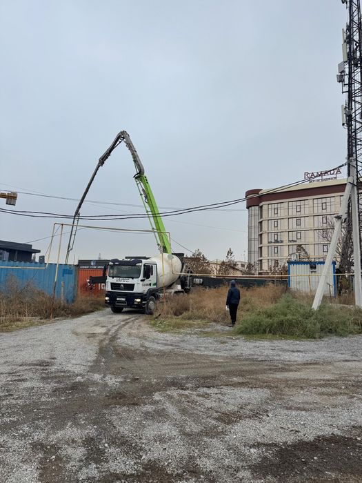 Автобетонанасос аренда слон Миксер