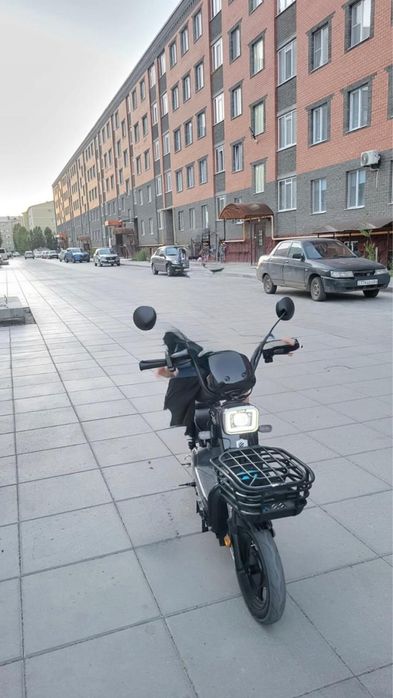 Продам электроскутер Skyway Green 2024