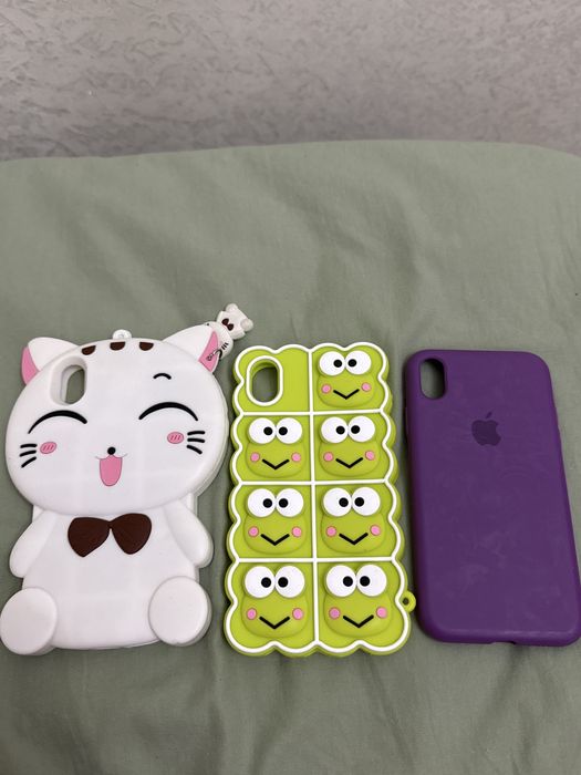 продаю чехлы на XR iphone