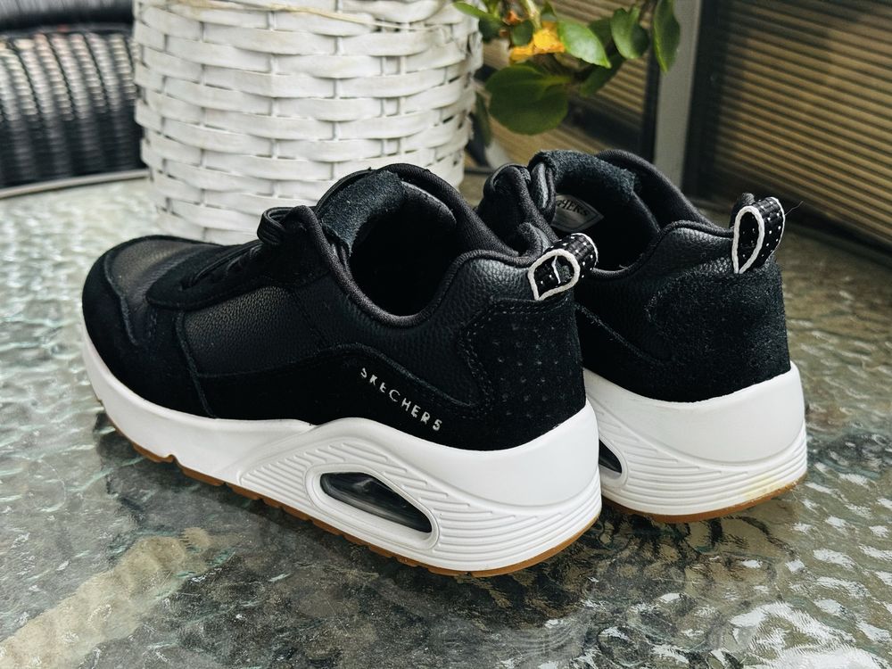 Adidasi Skechers Log Angeles baieti - marimea 31