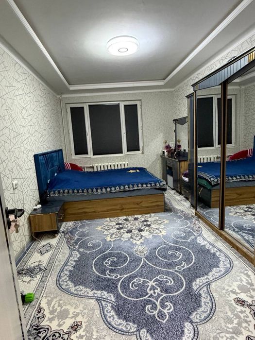 Чиланзар Ц 2/2.5 комната зеркалный 50м2 ориентир метро Улугбек