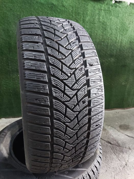 1бр зимна гума 245/45/17 Dunlop Winter Sport 5
7mm
dot21
Без лепенки и