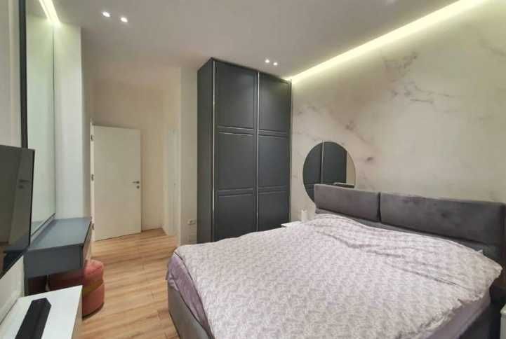 Дава се под наем Тристаен апартамент в Пловдив, Каменица 2 - 77 кв.м за 229.5 € - Снимка #2