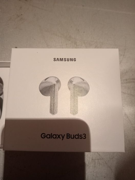 Galaxy buds 3. Жаңа, қолданылмаған. Бағасы жеңілдікпен.