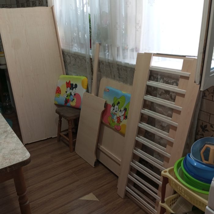 Продаю детскую кровать в разобранном виде