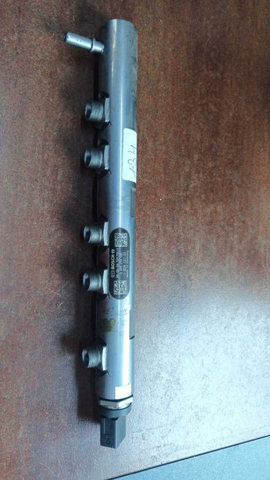 816pbtgf30 Горивна рейка за BMW БМВ E90/E91/E60