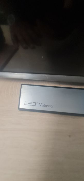 Tv-monitor samsung  de 81'perfect funcțional