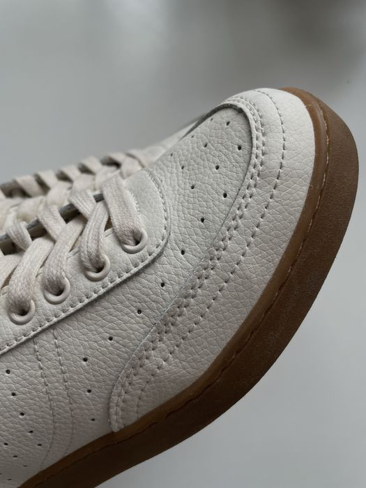 Кецове от естествена кожа - RESERVED