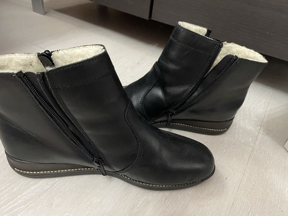 Rieker боти,черни ,с вата,нови