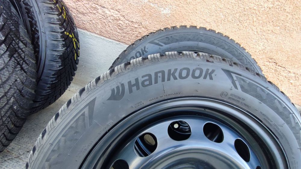 Anvelope iarna Hankook 205/55/16 +jante otel 4 buc.Golf ,Skoda