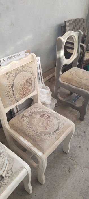 Продается деревянные стулья