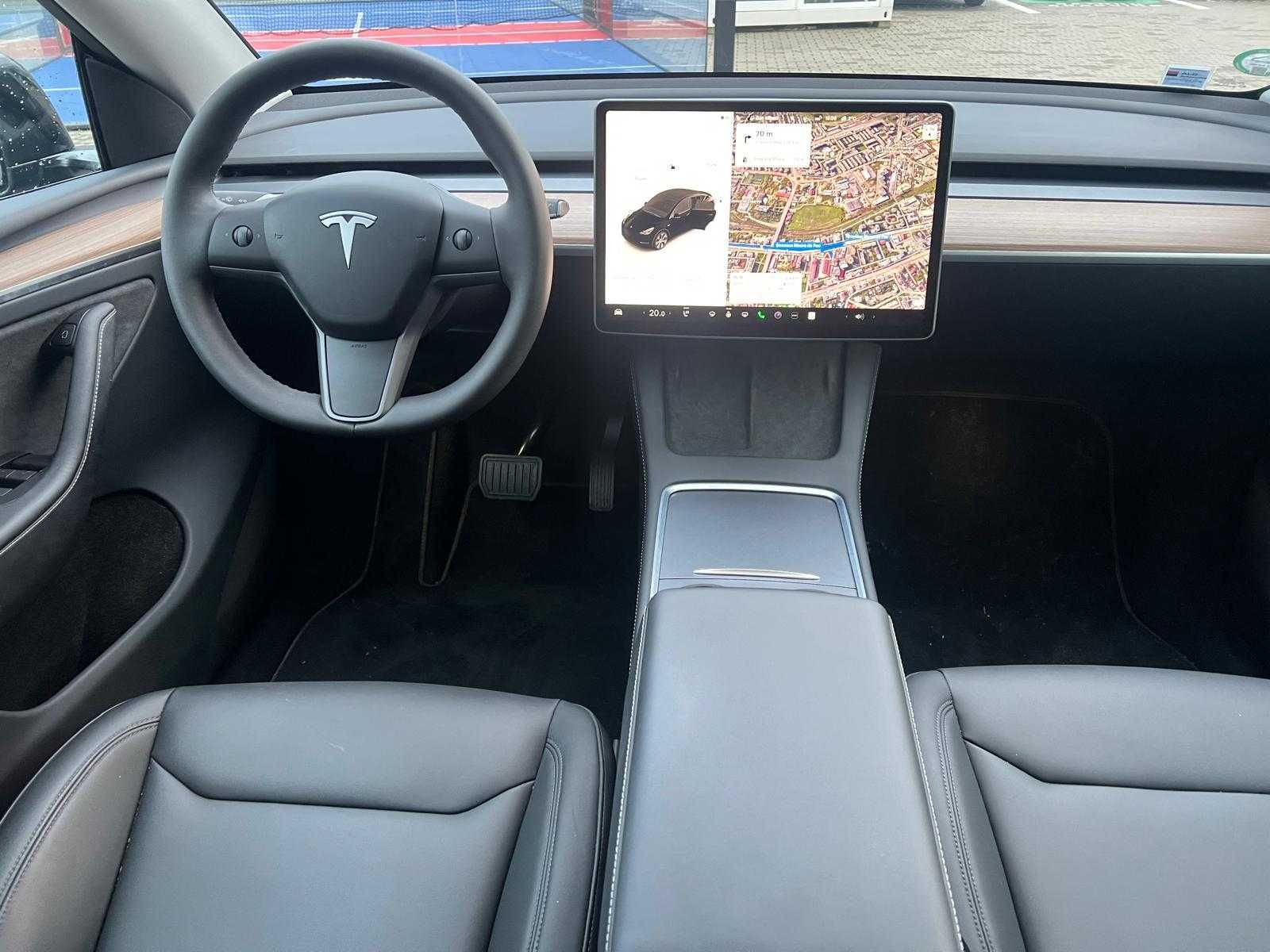 Tesla Model Y 2024 29.000 km TVA deductibil