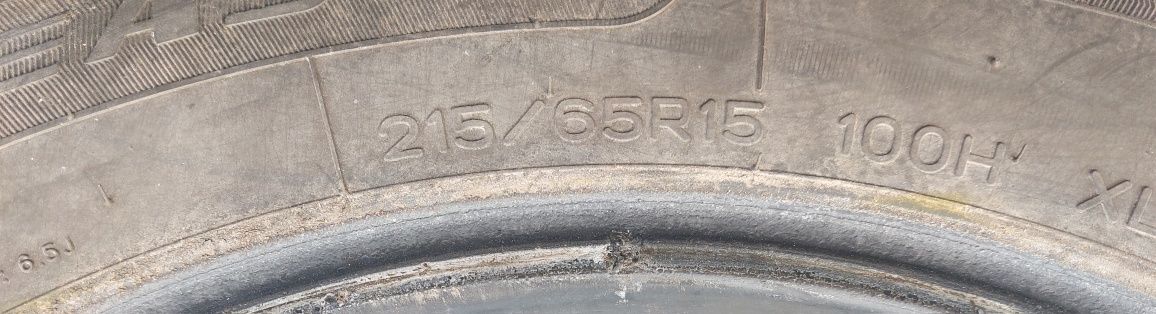 Четири гуми 215/65/15