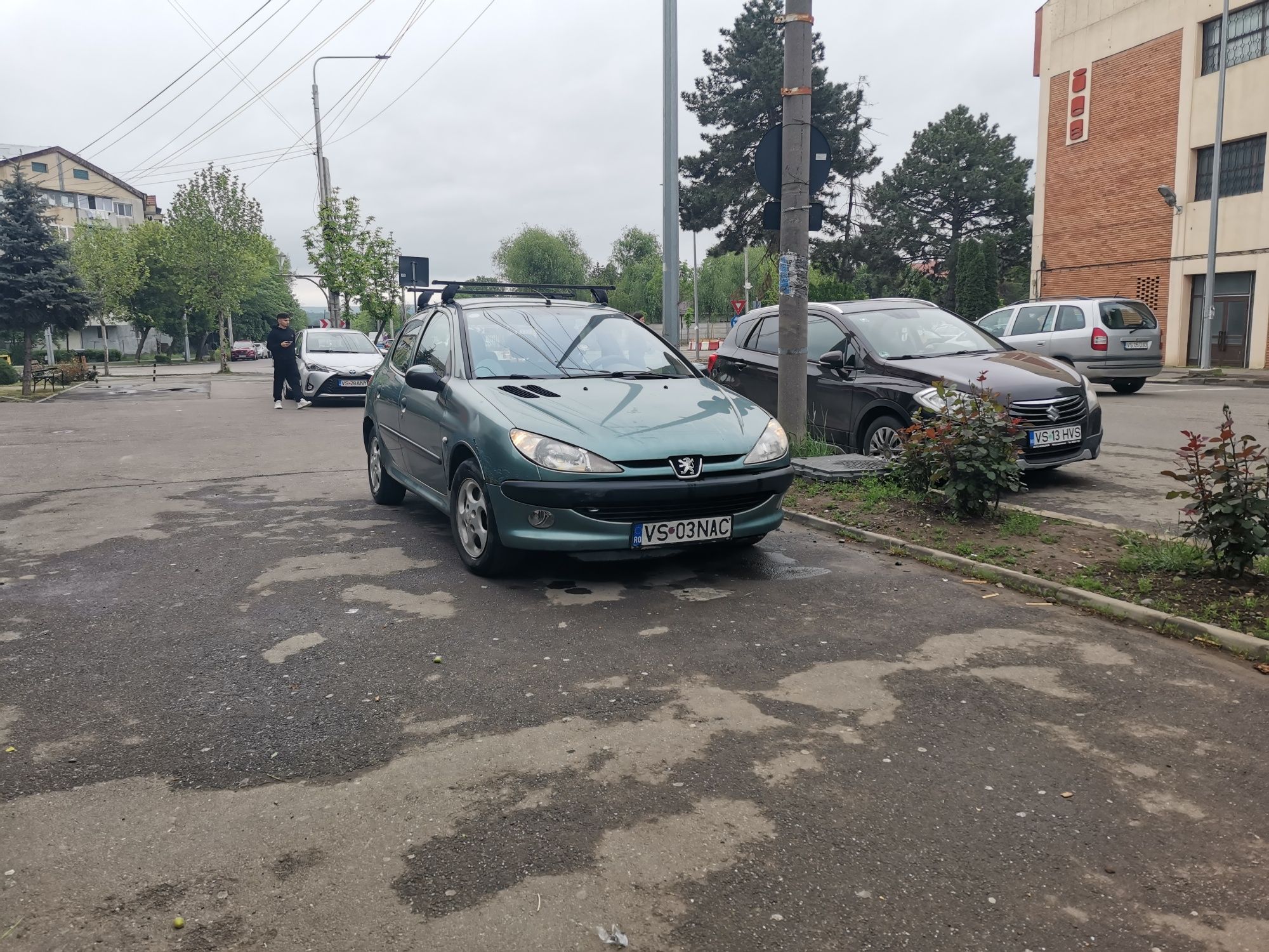 Vând Peugeot 206 hdi