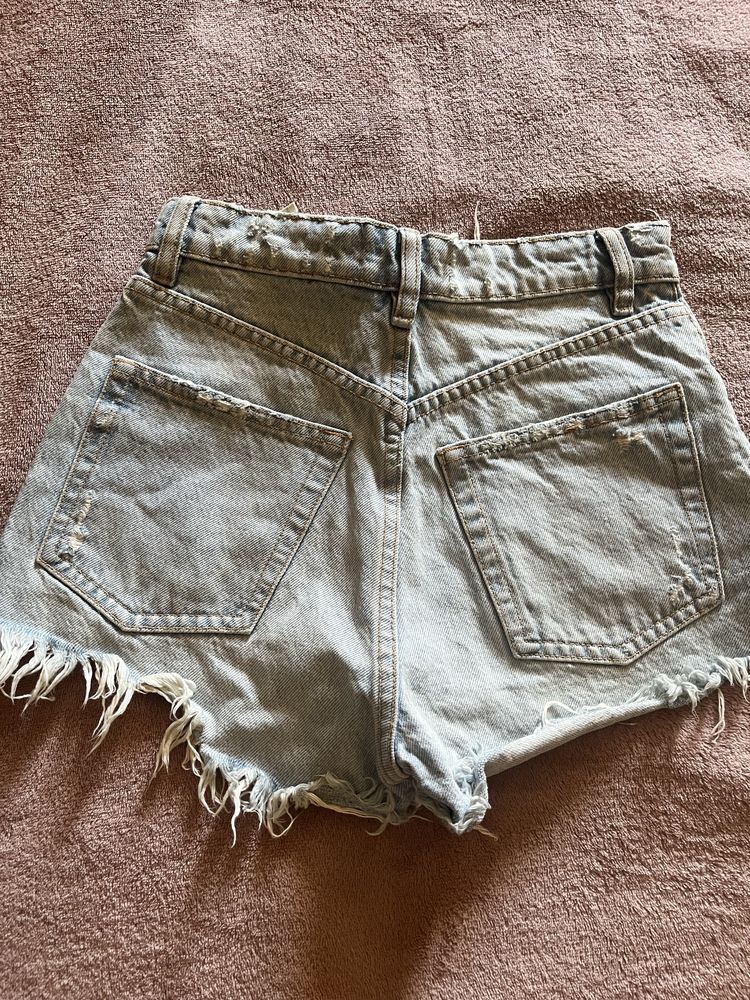 Дамски къси панталонки ZARA