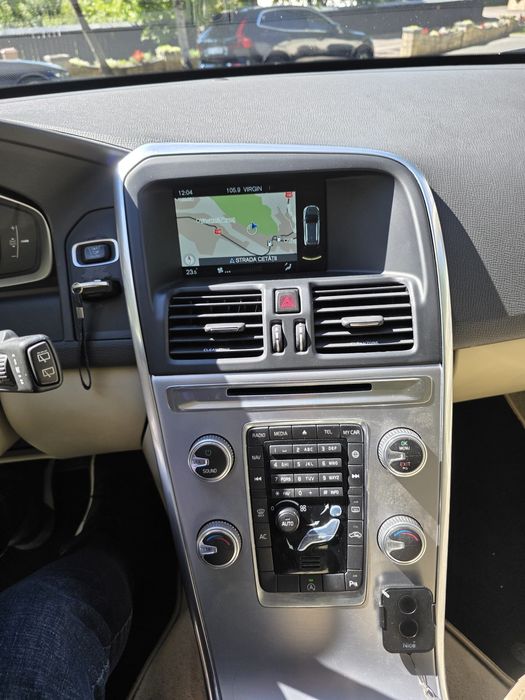 Volvo XC60 2.0d 2016 piele navi senzori recent înmatriculată Ro Propri