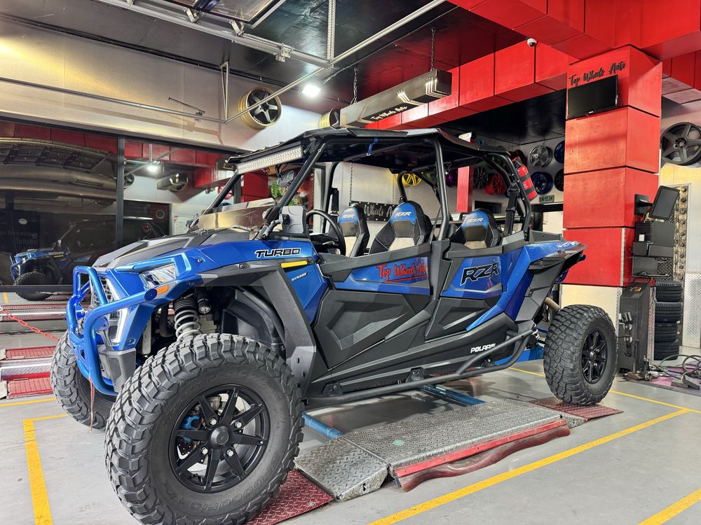 Polaris RZR    Xp4