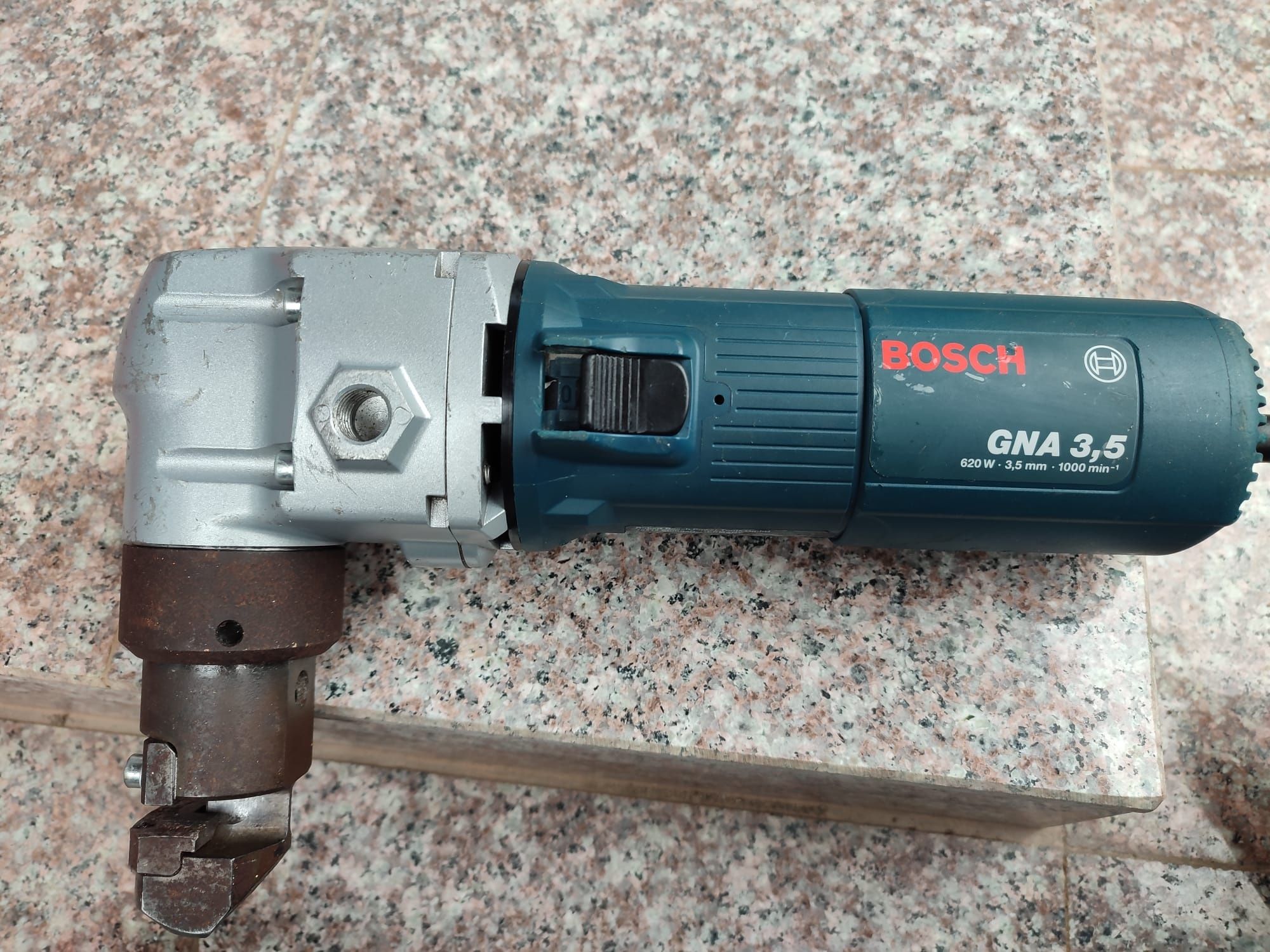 Bosch foarfeca electrica pentru tabla