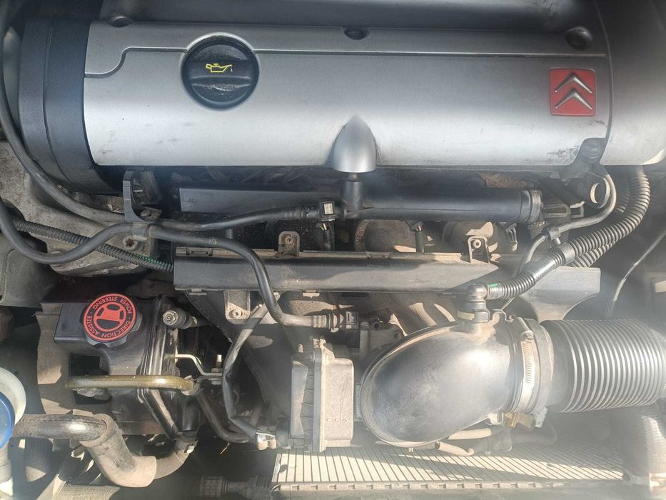 Citroen Xsara Picasso 1.8, motor benzina, cutie viteze 5 trepte.