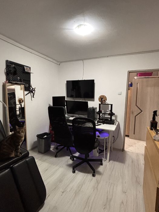 Apartament cu 4 camere – Zona Auchan Vitan / Bobocica