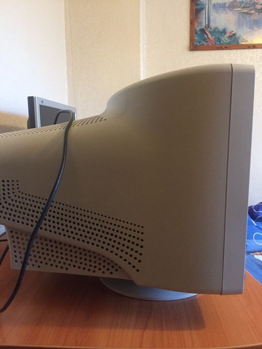 Монитор samsung