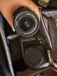 Vând Canon 80D cu obiectiv de 18-55mm +accesorii
