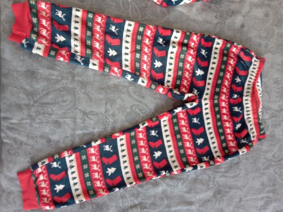 Pijamale Zara 9-10 ani