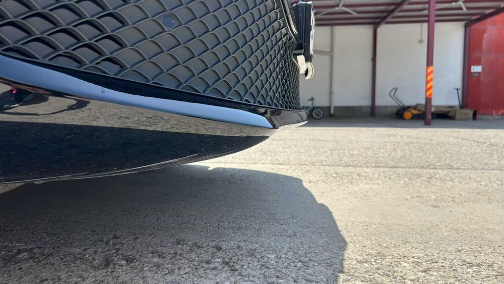 Предна броня Mercedes V-Class W447 фейслифт  – черна